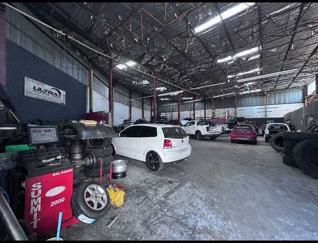 1,476M² WORKSHOP FOR SALE IN SPRINGFIELD